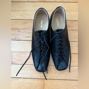 Amie Rafa Black Leather Oxfords